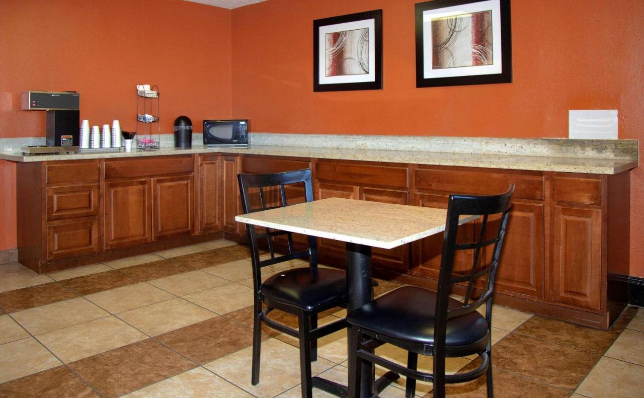 Econo Lodge Ardmore Buitenkant foto